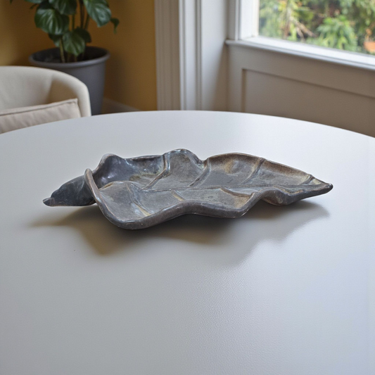 Handcrafted Leaf Shaped Stoneware Platter – 41 cm