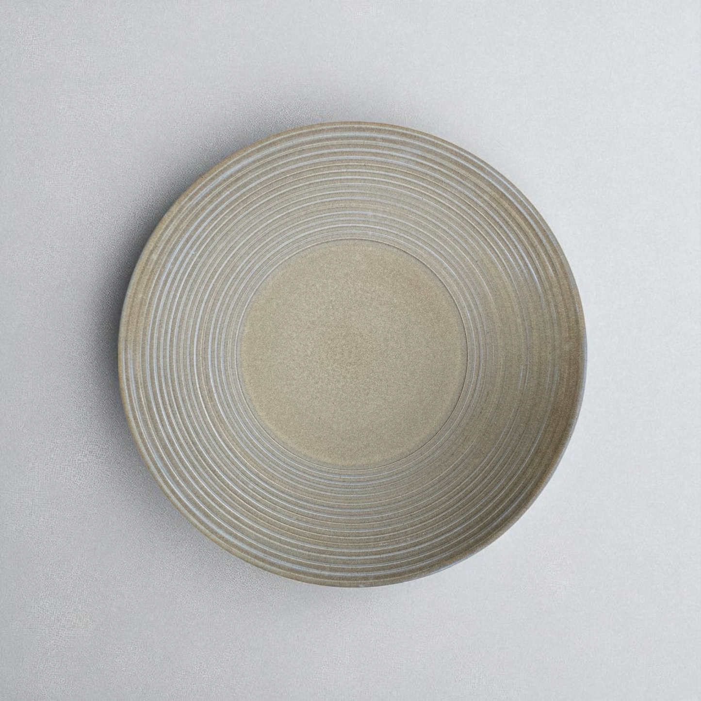 Dune – Handcrafted Ceramic Plate (31 × 4.5 cm)