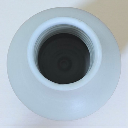 Lily – Handcrafted Ceramic Vase (18 × 18 cm)