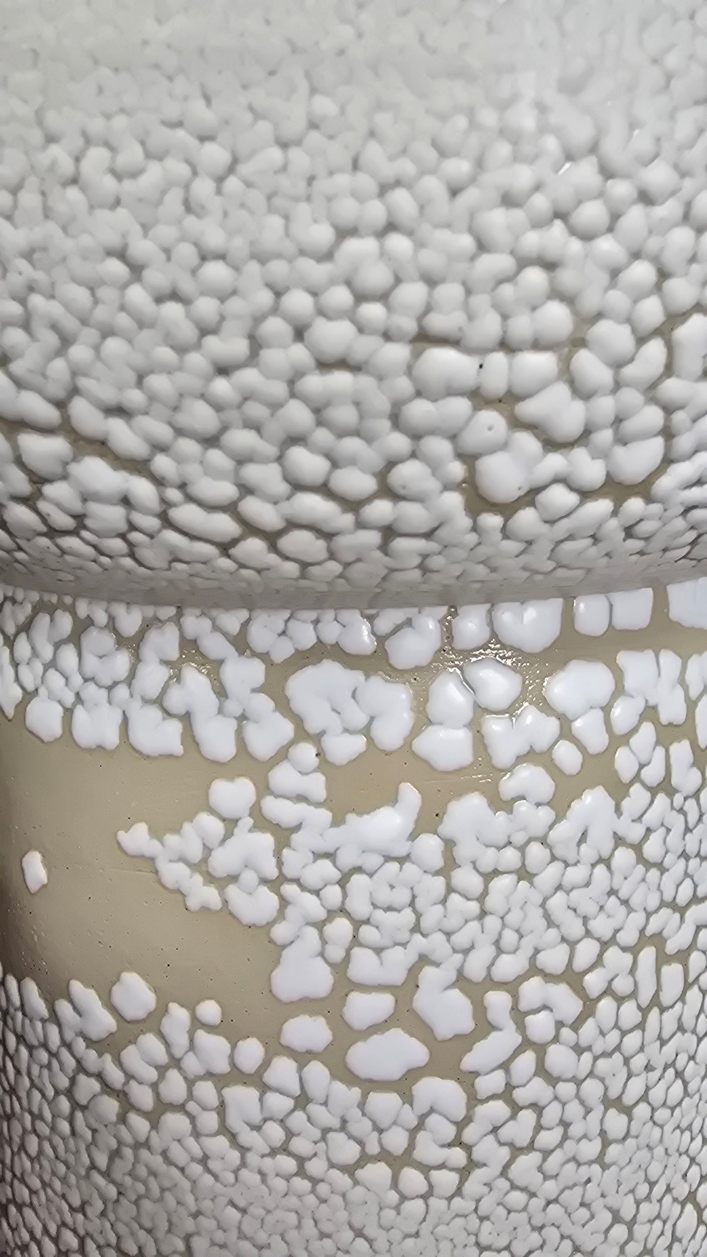 Eden – Handcrafted Ceramic Vase (42 × 22 cm)