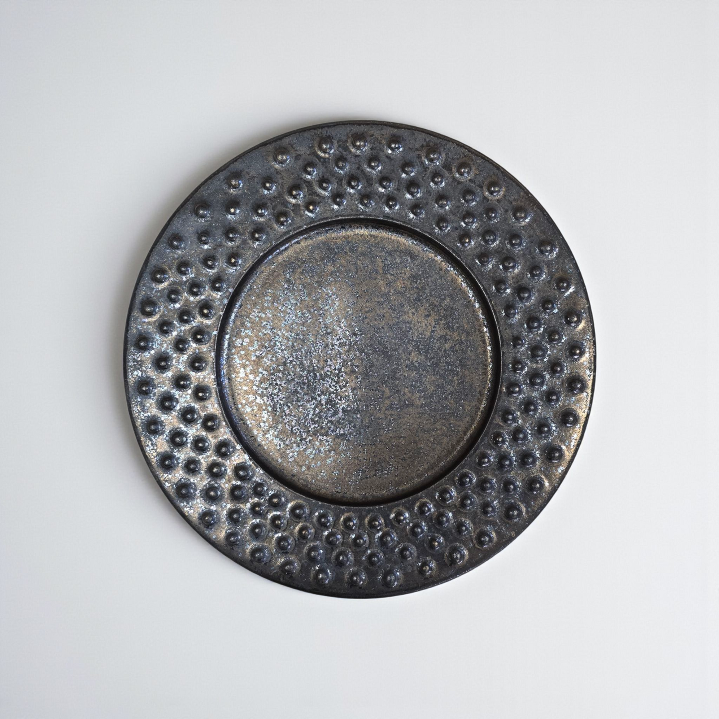 Nebula – Handcrafted Ceramic Plate (27 × 2 cm, dressing space 16 cm)
